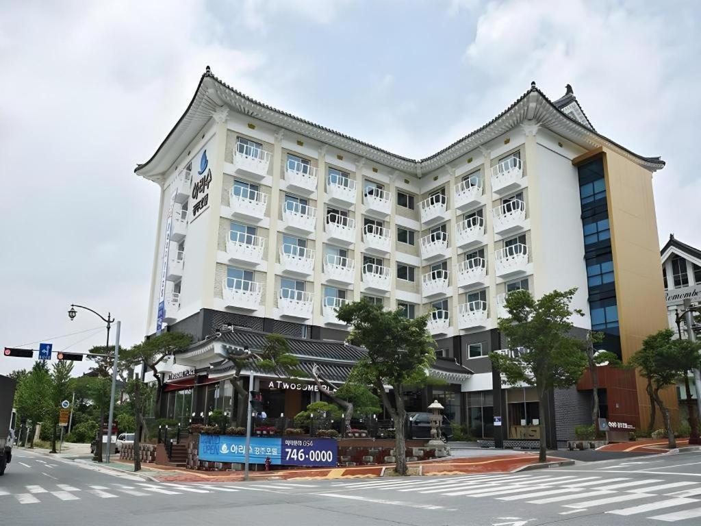 Arisu Gyeongju Hotel Екстер'єр фото