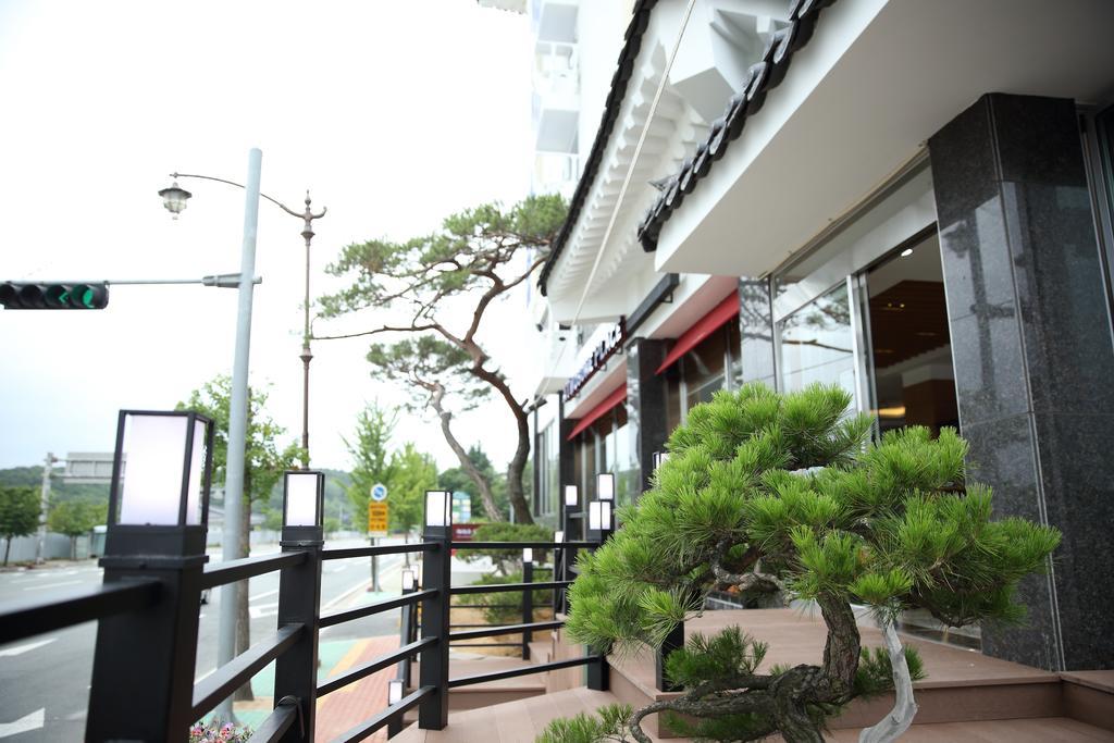Arisu Gyeongju Hotel Екстер'єр фото