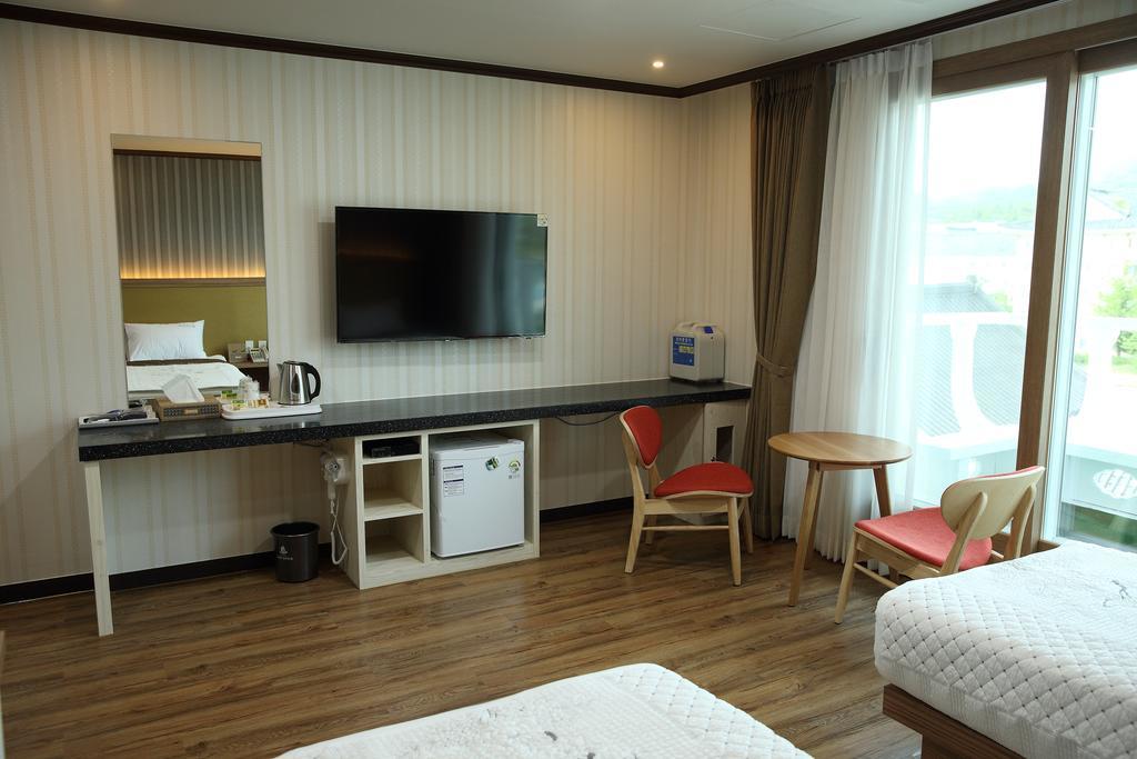 Arisu Gyeongju Hotel Екстер'єр фото